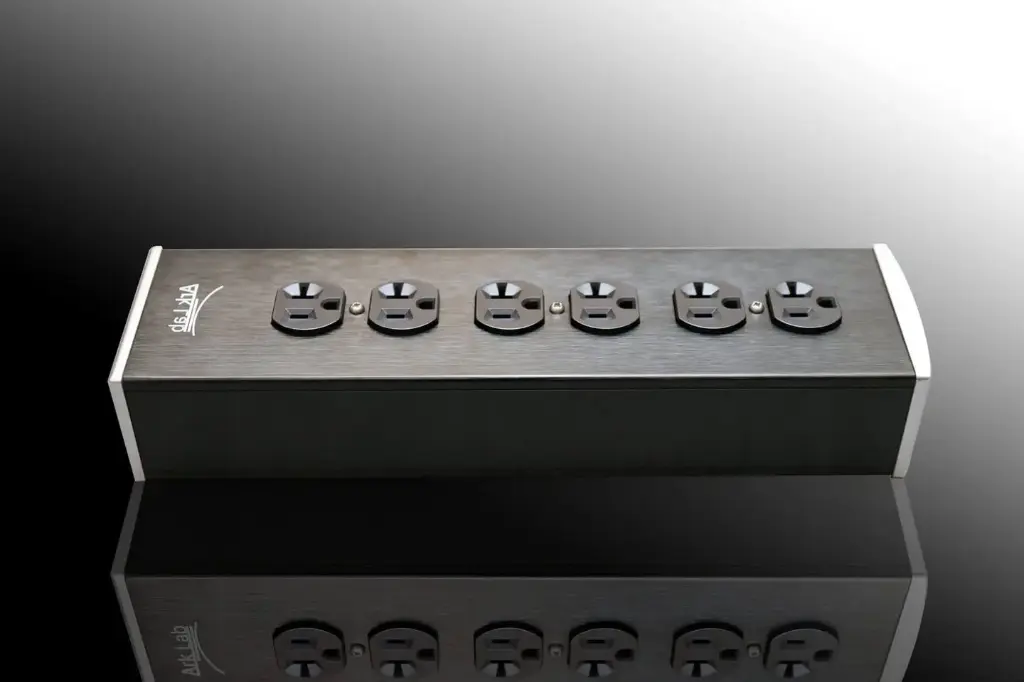 ARK LAB  Concerto Hi-end 電源排插 