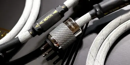 日本 TiGLON TPL-2000A旗艦電源線 1.2M 15A (公司貨)